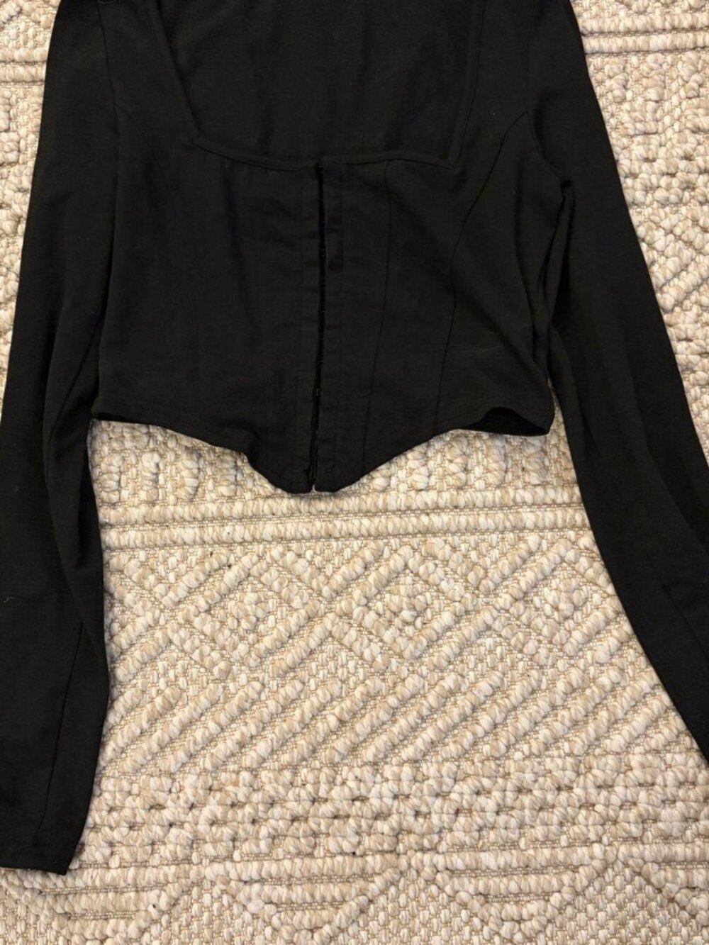Princess Polly Black corset-style crop top - Picture 2 of 3